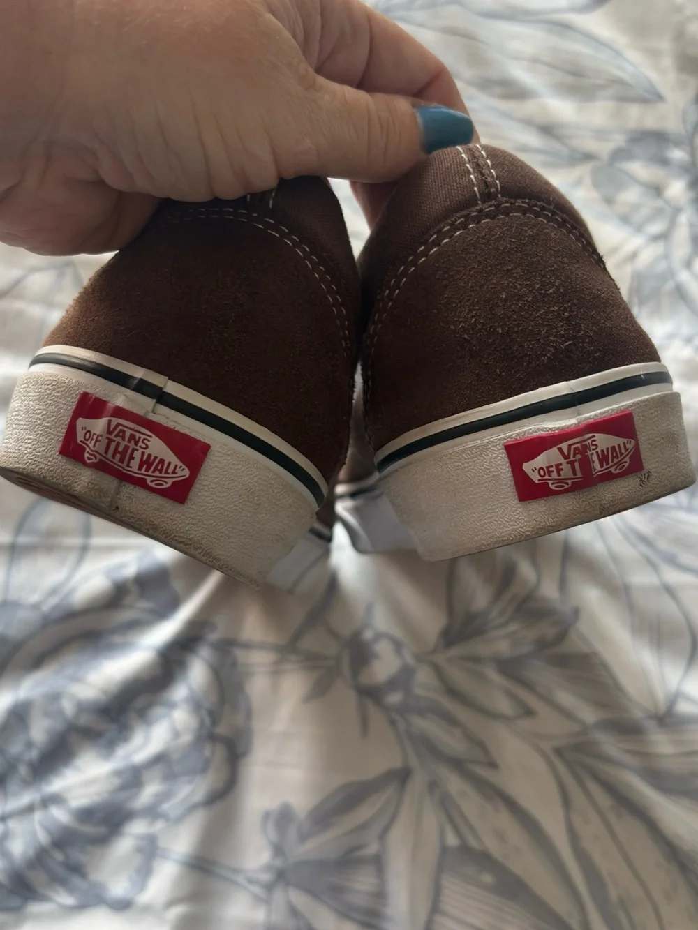 Vans Size 10M Brown Canvas Old Skool Sneakers with White Stripe